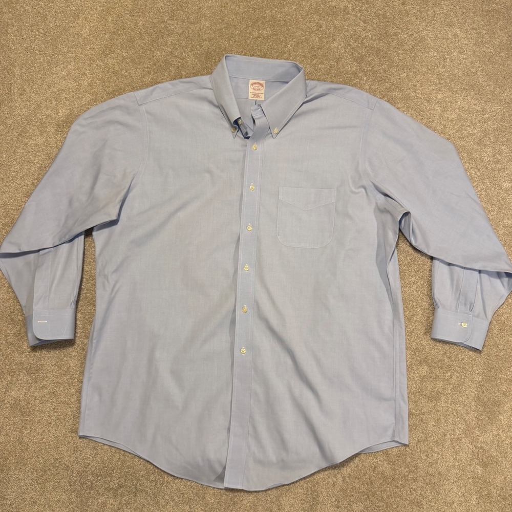 Brooks Brothers Dress Shirt Mens 17-33 Blue Traditional Fit Non-Iron Cotton